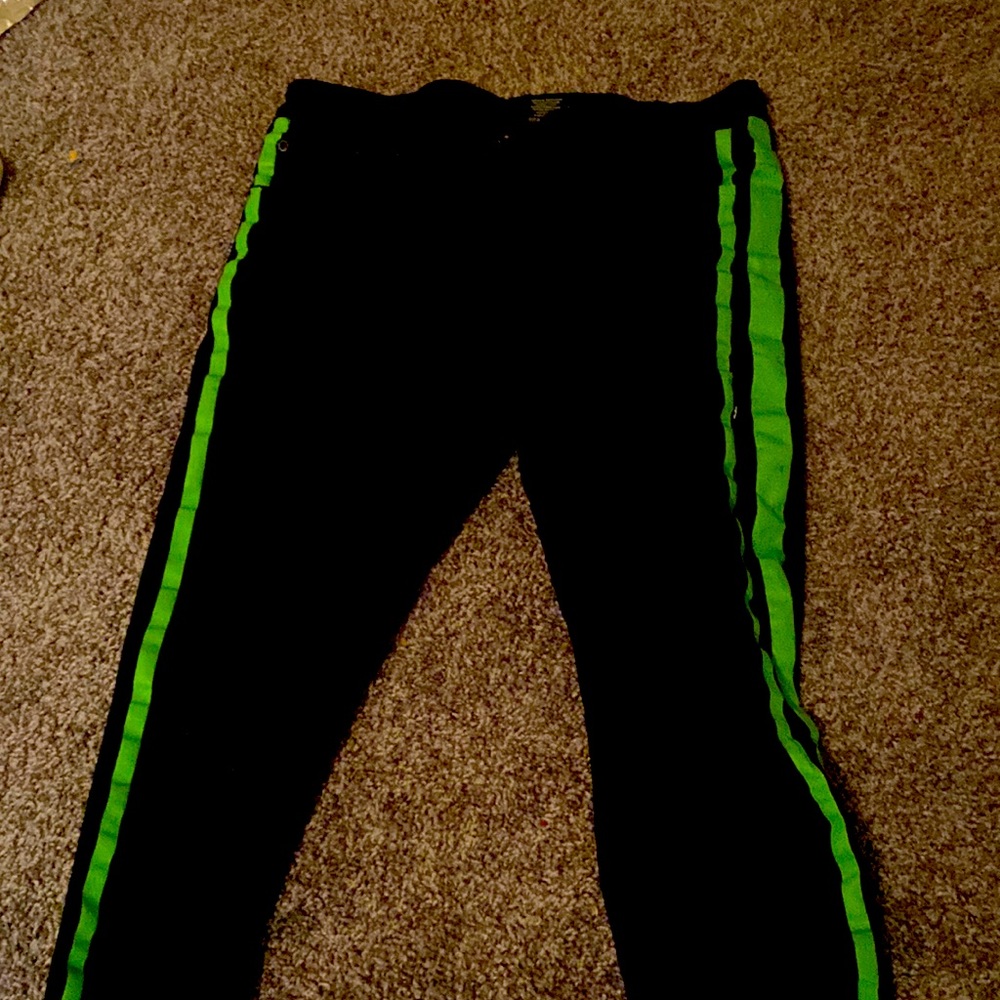 I am selling some black&green pants